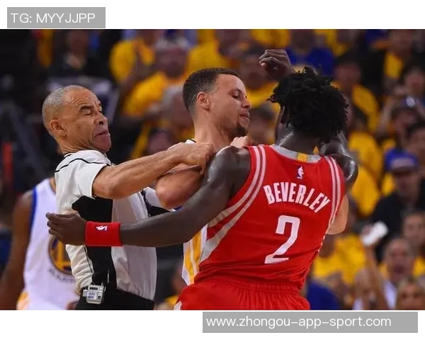 库里脚踝再度受伤老将们出战热火的希望渺茫